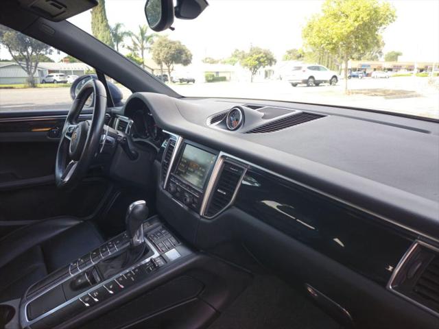 2016 Porsche Macan S