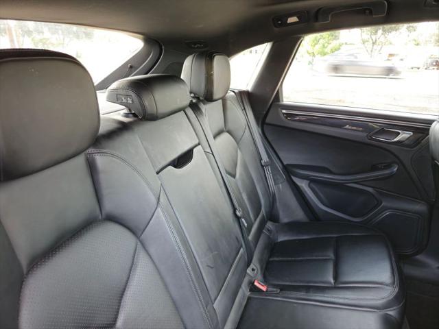 2016 Porsche Macan S