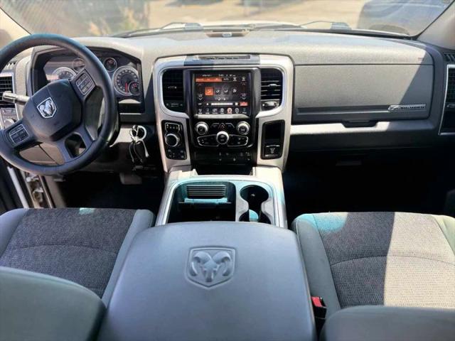 2017 Ram 1500 Big Horn Crew Cab 4x4 5'7" Box