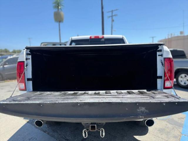 2017 Ram 1500 Big Horn Crew Cab 4x4 5'7" Box