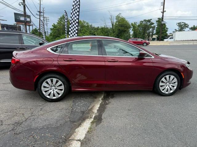 2016 Chrysler 200 LX