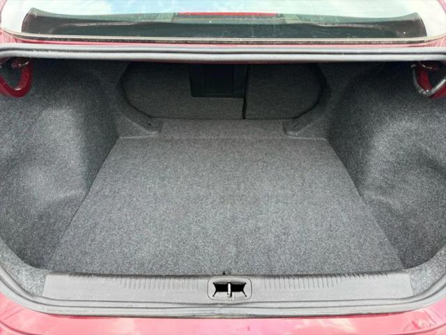 2016 Chrysler 200 LX