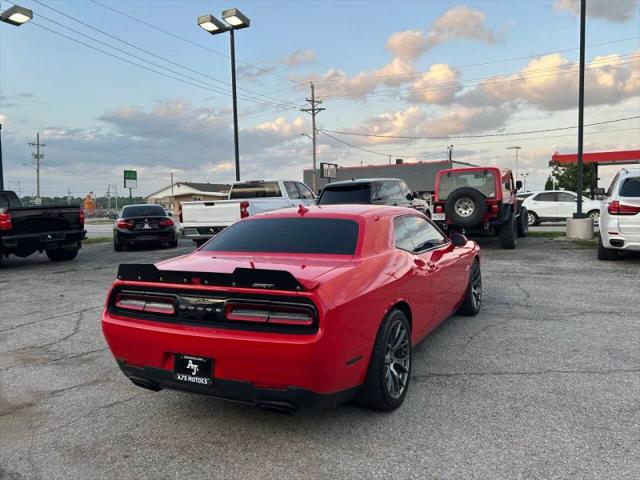 2016 Dodge Challenger SRT 392