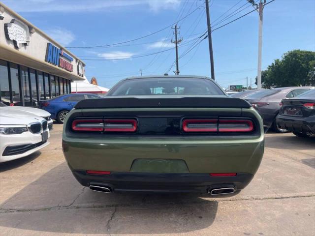 2021 Dodge Challenger SXT