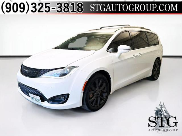 2019 Chrysler Pacifica Limited for sale in Montclair, CA