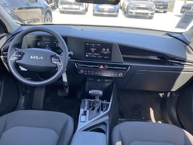 2026 Kia Niro LX