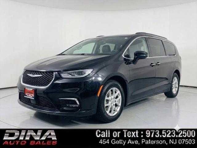 2022 Chrysler Pacifica Touring L for sale in Paterson, NJ