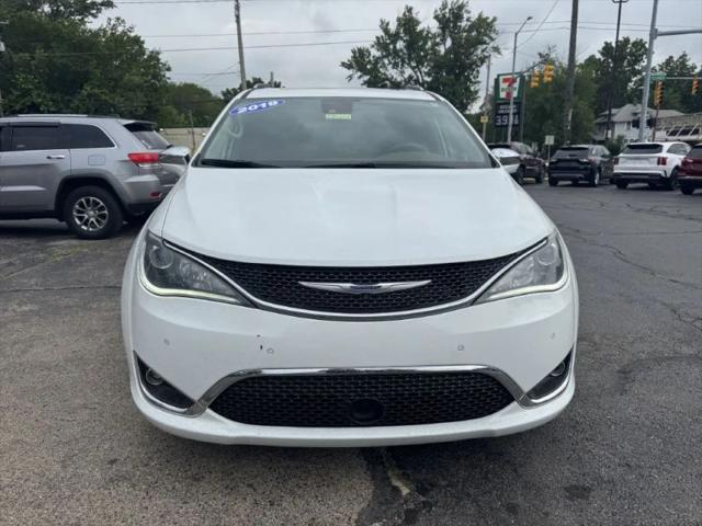 2019 Chrysler Pacifica Limited for sale in Toledo, OH