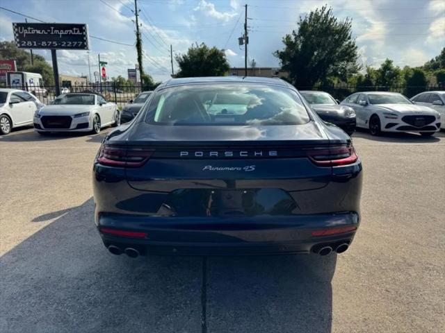 2018 Porsche Panamera 4S