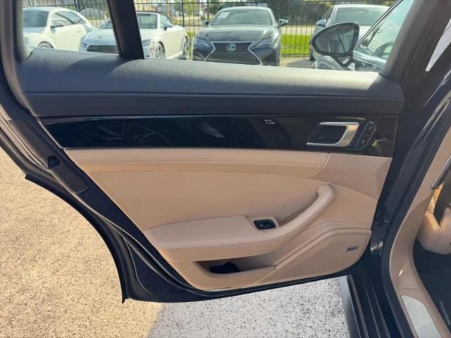 2018 Porsche Panamera 4S