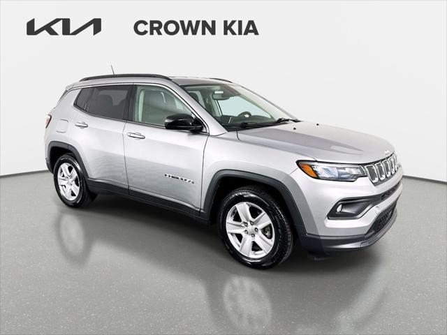 2022 Jeep Compass Latitude FWD