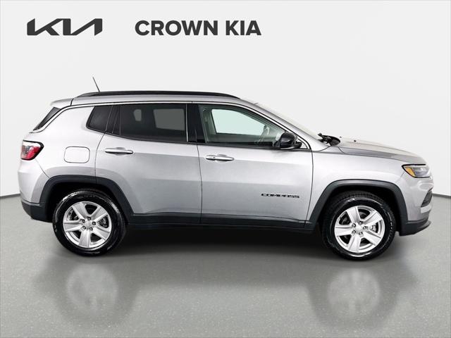 2022 Jeep Compass Latitude FWD