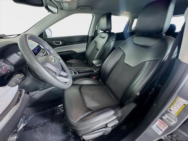 2022 Jeep Compass Latitude FWD