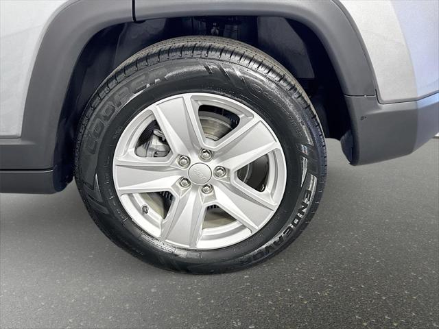 2022 Jeep Compass Latitude FWD
