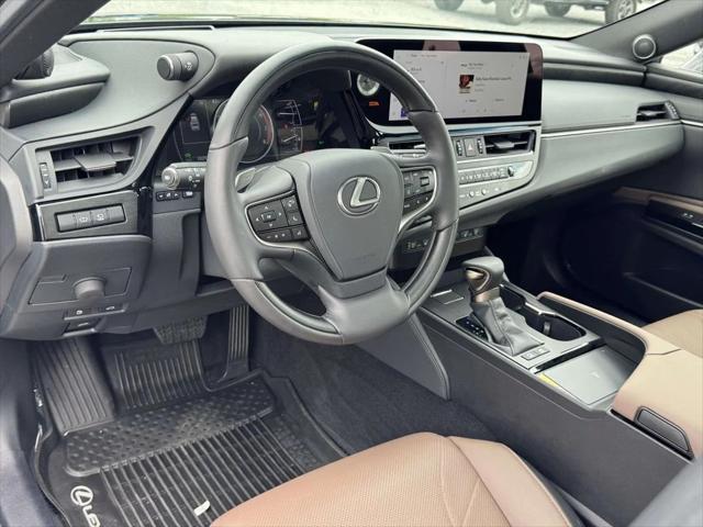2025 Lexus ES 300h Luxury 2025 Lexus ES 300h Luxury