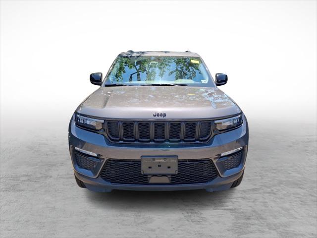 2024 Jeep Grand Cherokee Limited 4x4 2024 Jeep Grand Cherokee Limited 4x4