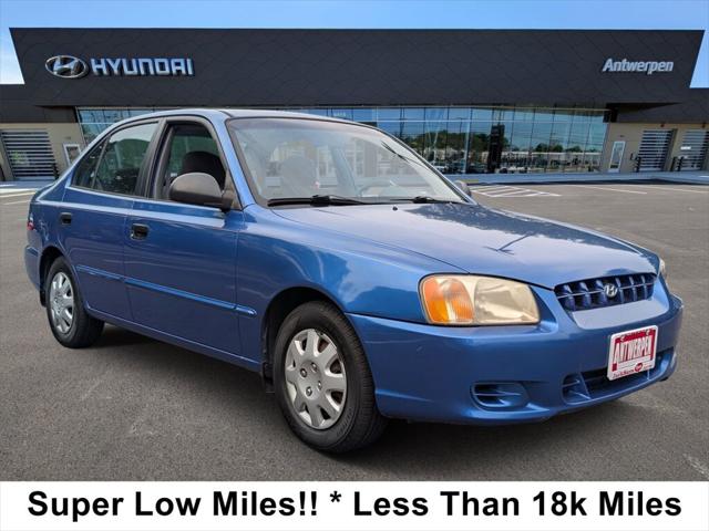2002 Hyundai Accent GL 2002 Hyundai Accent GL