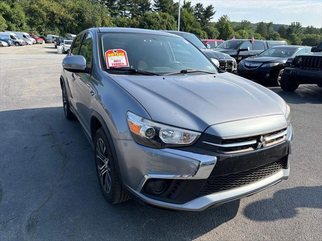 2019 Mitsubishi Outlander Sport 2.0 ES 2019 Mitsubishi Outlander Sport 2.0 ES