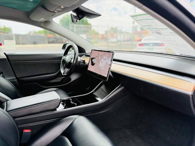 2019 Tesla Model 3 Standard Range Plus