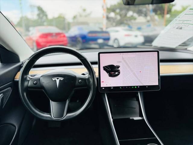 2019 Tesla Model 3 Standard Range Plus