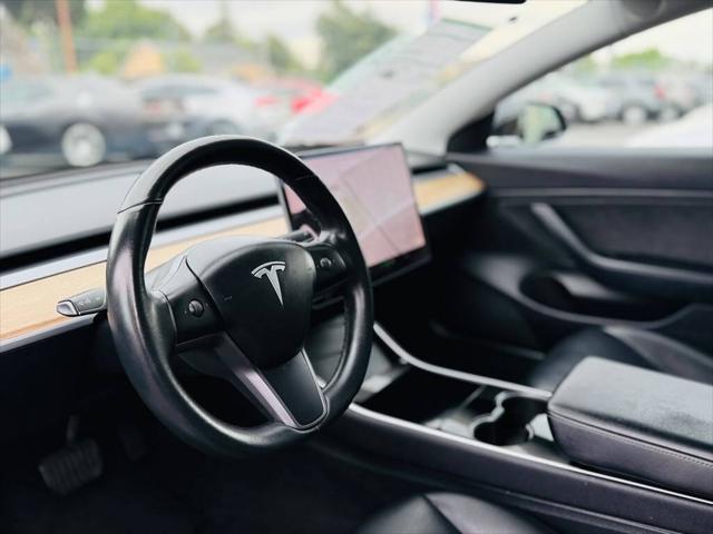 2019 Tesla Model 3 Standard Range Plus