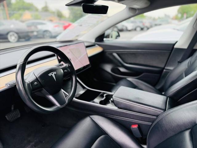 2019 Tesla Model 3 Standard Range Plus
