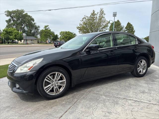 2013 INFINITI G37 x AWD 4dr Sedan