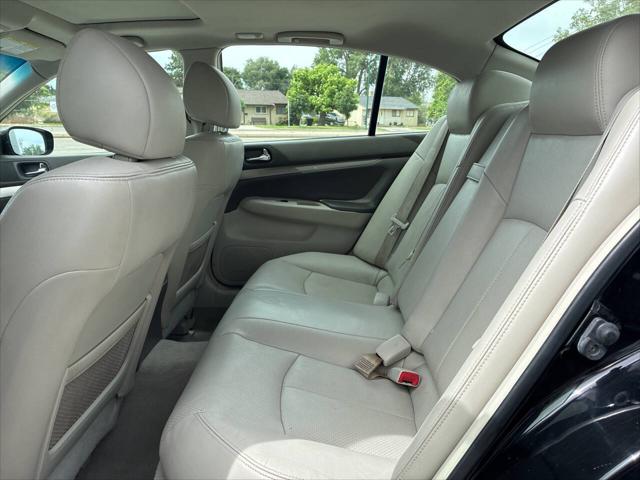 2013 INFINITI G37 x AWD 4dr Sedan