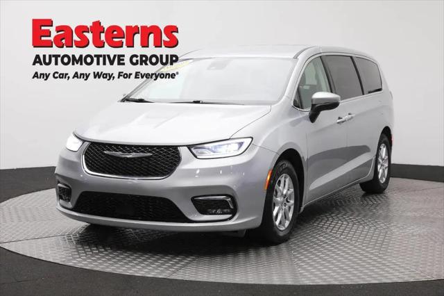 2023 Chrysler Pacifica Touring L for sale in Laurel, MD