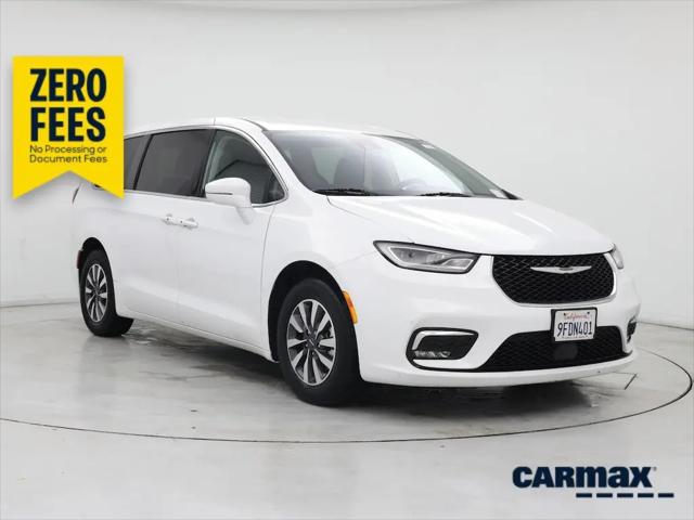 2022 Chrysler Pacifica Hybrid Touring L for sale in Stockton, CA