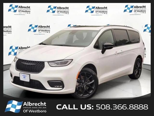 2023 Chrysler Pacifica Limited AWD for sale in Westborough, MA
