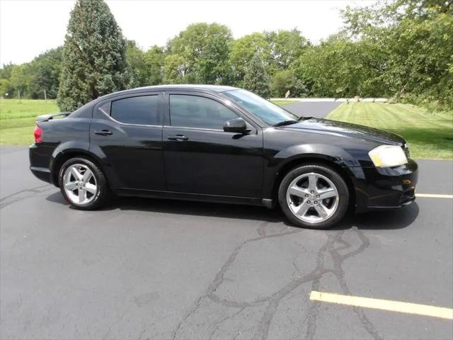 2013 Dodge Avenger SXT for sale in Tremont, IL