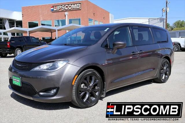 2018 Chrysler Pacifica Touring Plus for sale in Burkburnett, TX