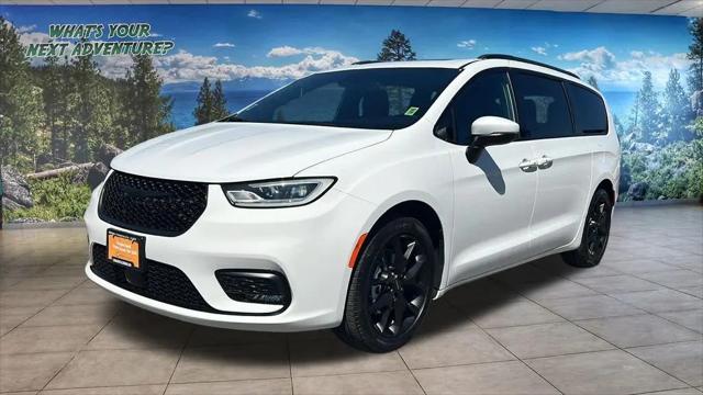 2023 Chrysler Pacifica Touring L for sale in Reno, NV