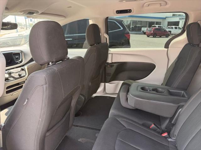 2017 Chrysler Pacifica Touring