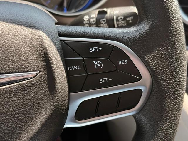 2017 Chrysler Pacifica Touring