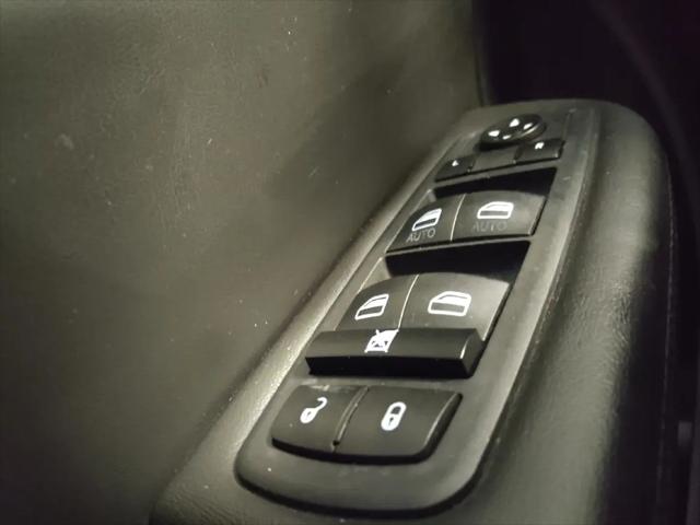 2016 Chrysler 200 C