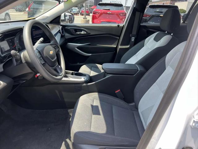 2025 Chevrolet Trax FWD LS