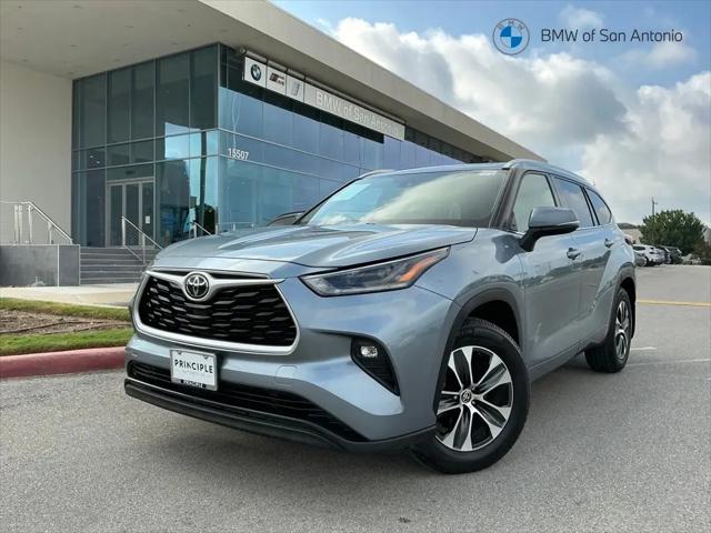 2021 Toyota Highlander XLE for sale in San Antonio, TX
