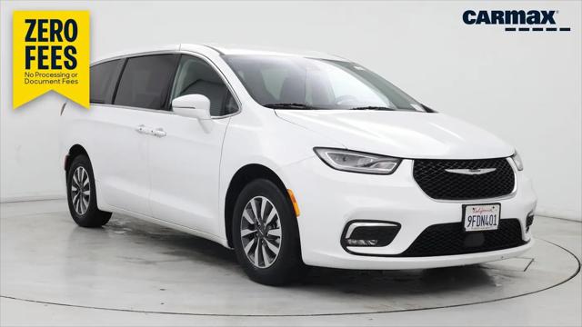 2022 Chrysler Pacifica Hybrid Touring L for sale in Stockton, CA