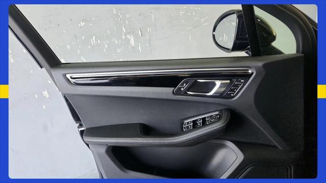 2023 Porsche Macan T