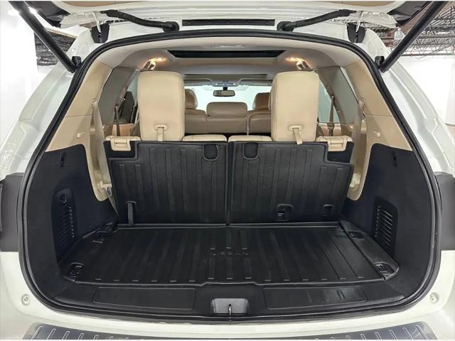 2020 Nissan Pathfinder Platinum 2WD