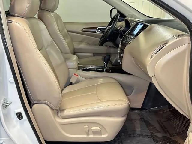 2020 Nissan Pathfinder Platinum 2WD