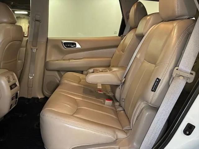 2020 Nissan Pathfinder Platinum 2WD