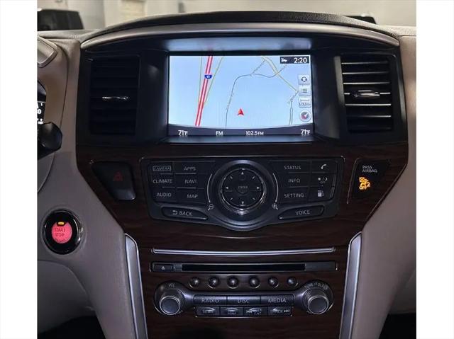 2020 Nissan Pathfinder Platinum 2WD