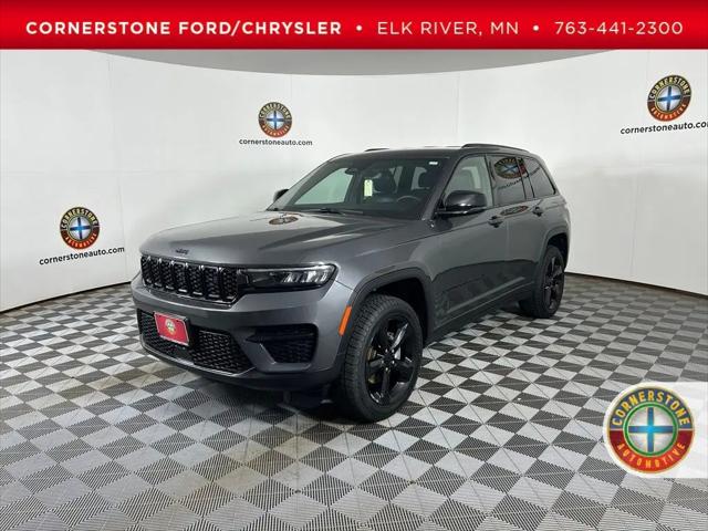 2024 Jeep Grand Cherokee Altitude 4x4 for sale in Elk River, MN