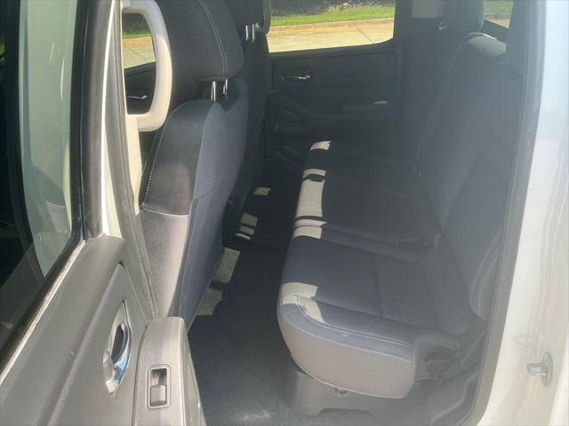 2023 Nissan Frontier Crew Cab SV 4x2