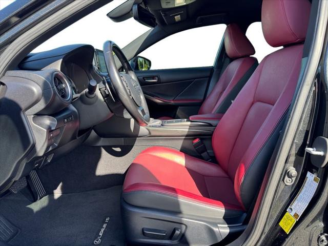 2021 Lexus IS 300 300