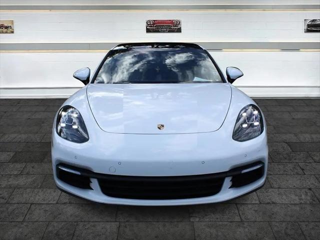 2018 Porsche Panamera Panamera