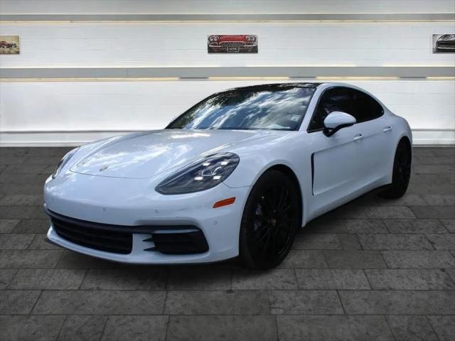 2018 Porsche Panamera Panamera